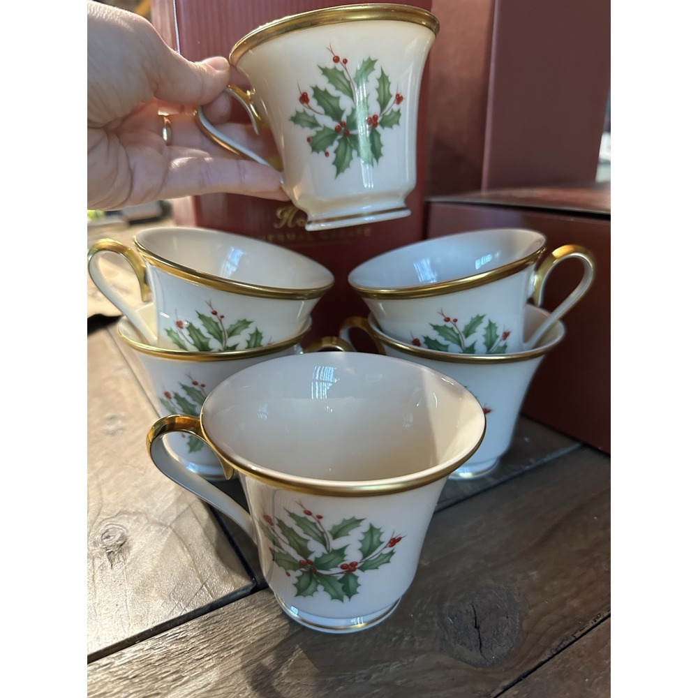 6 Lenox Holiday Footed Cups USA Gold